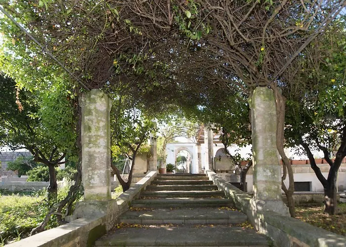 Κατάλυμα σε φάρμα La Foresteria Dell'astore Cutrofiano